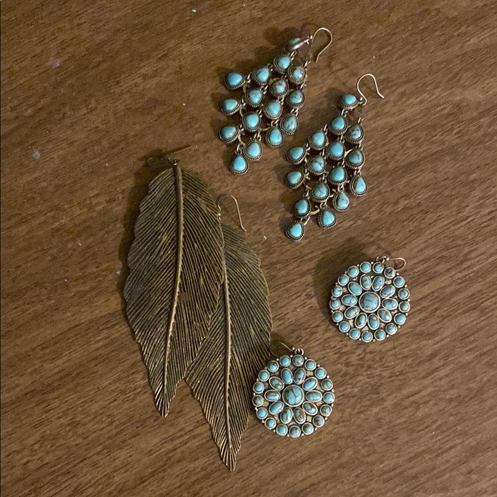 Lucky Brand Elegant Turquoise and Gold Earrings Set